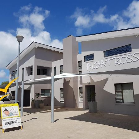 Albatross Guesthouse ลางเงอบาน ภายนอก รูปภาพ