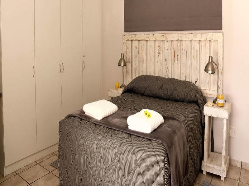 Albatross Guesthouse ลางเงอบาน ภายนอก รูปภาพ