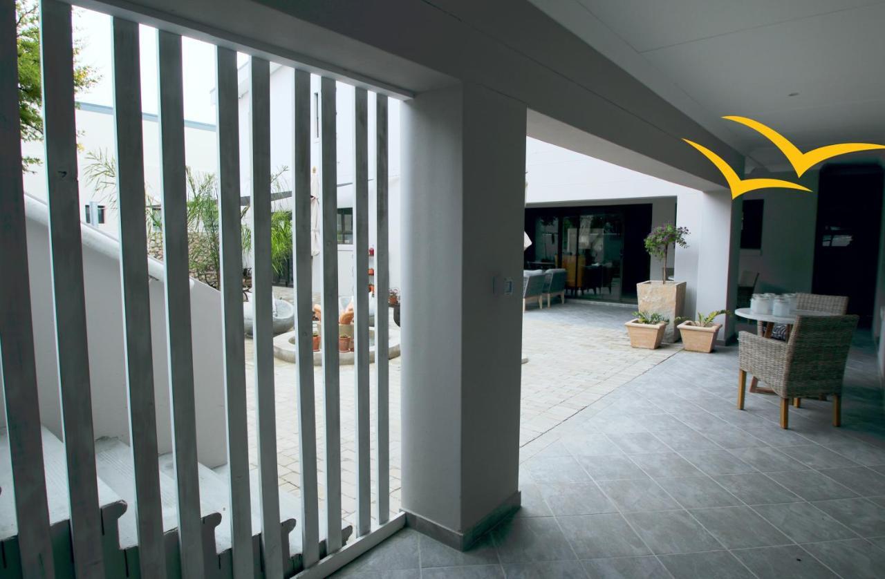 Albatross Guesthouse ลางเงอบาน ภายนอก รูปภาพ